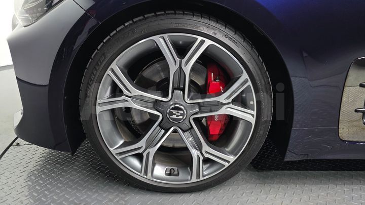 Kia Stinger 2019 — 4