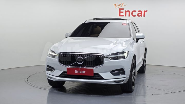 Volvo XC60 2019 — 3