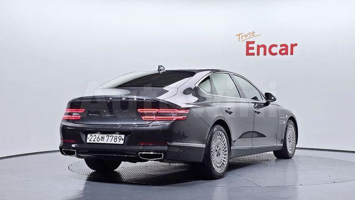 Genesis G80 2021 — 2