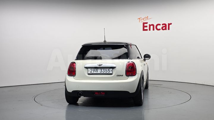 Mini Cooper 2015 — 4