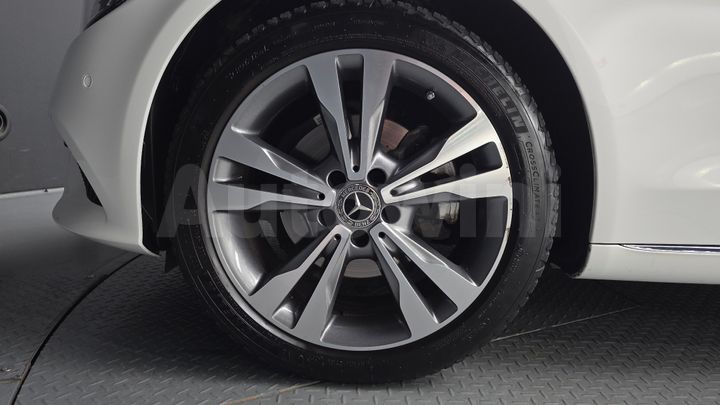 Mercedes-Benz C Class 2021 — 4