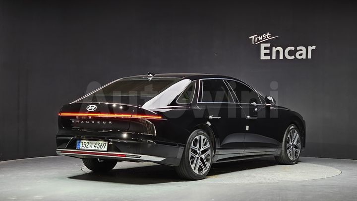 Hyundai Grandeur 2023 — 2