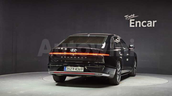Hyundai Grandeur 2023 — 4