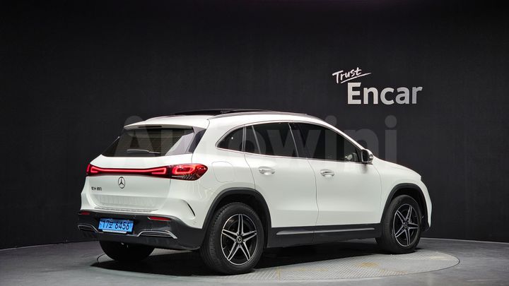 Mercedes-Benz EQA 2023 — 2