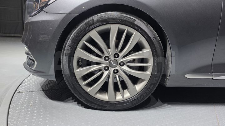 Genesis G80 2017 — 5