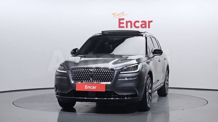 Lincoln Corsair 2022 — 3