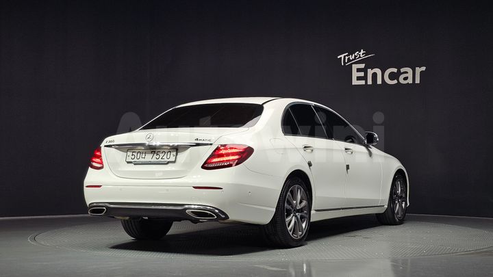 Mercedes-Benz E Class 2019 — 2