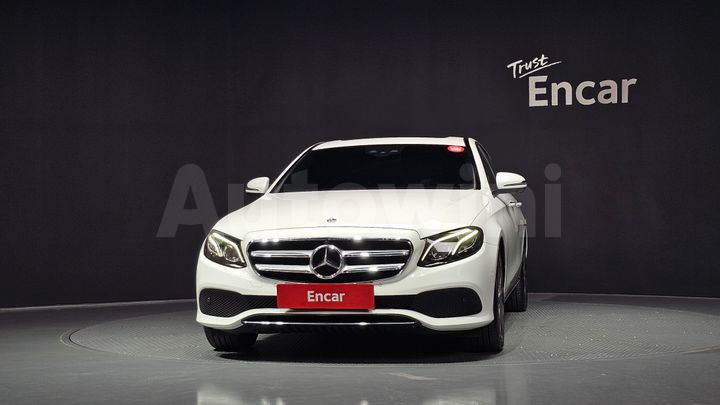 Mercedes-Benz E Class 2019 — 3