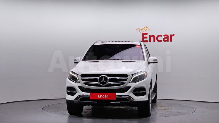 Mercedes-Benz GLE Class 2018 — 3