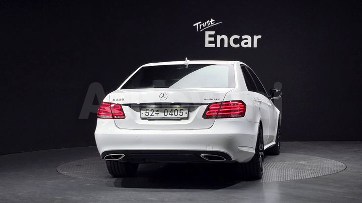 Mercedes-Benz E Class 2016 — 4