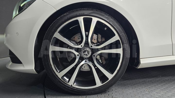 Mercedes-Benz E Class 2016 — 5
