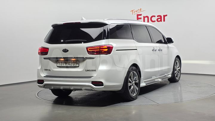 Kia Carnival 2020 — 2