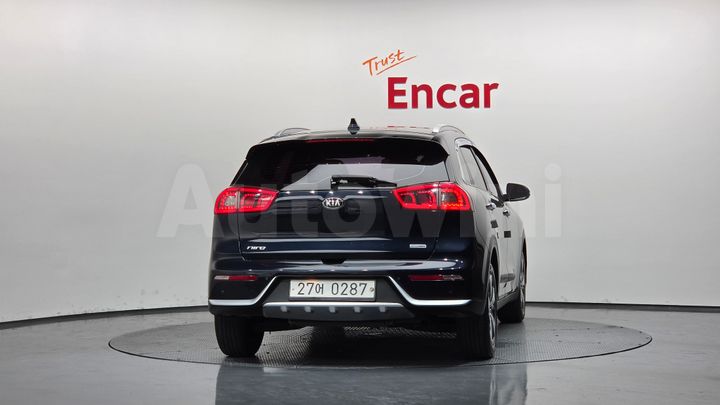 Kia Niro 2017 — 4