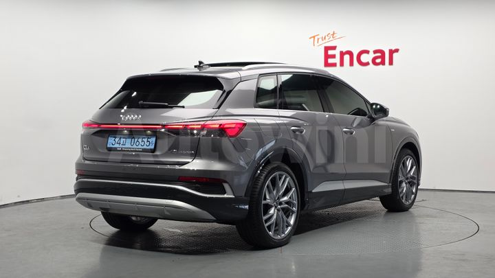 Audi Q4