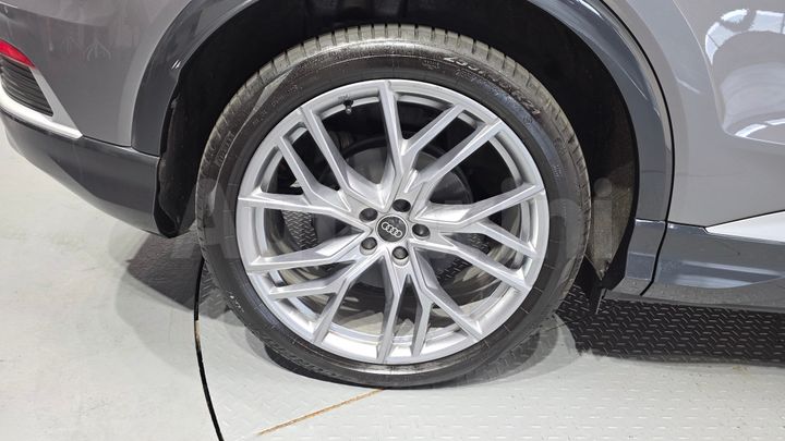 Audi Q4
