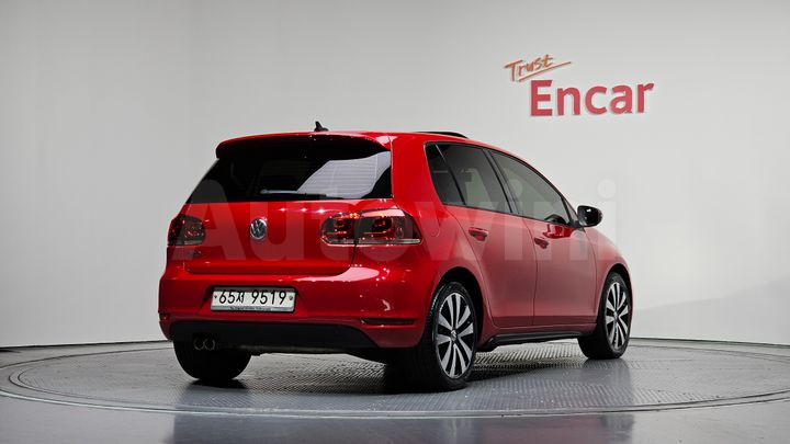 Volkswagen Golf 2013 — 2