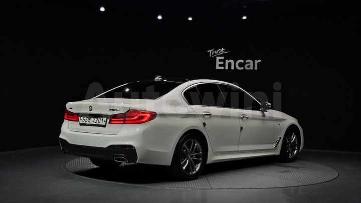 BMW 5 Series 2018 — 2