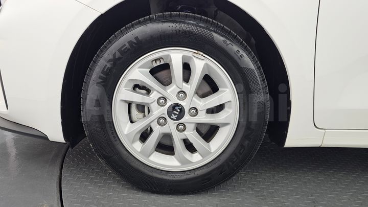 Kia K3 2020 — 5