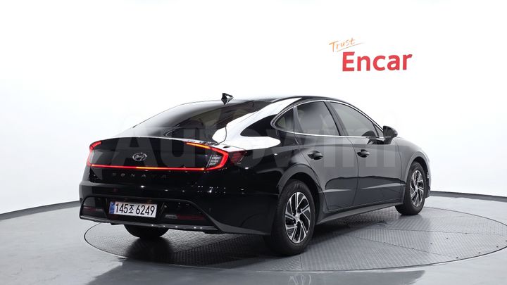 Hyundai Sonata 2022 — 2