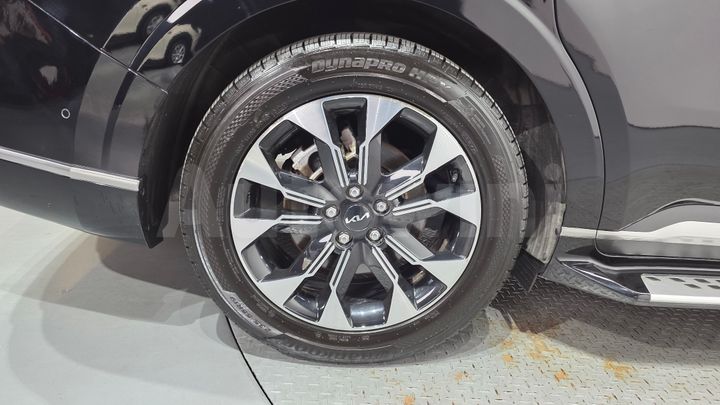 Kia Carnival 2023 — 5