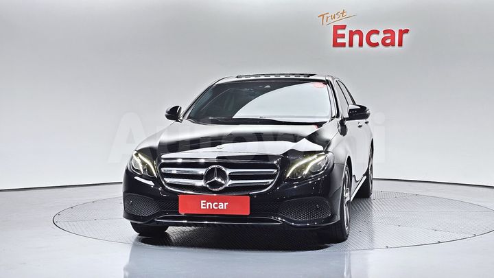 Mercedes Benz E Class 2019 — 4