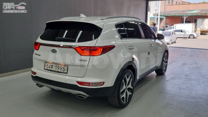 Kia Sportage 2018 — 2