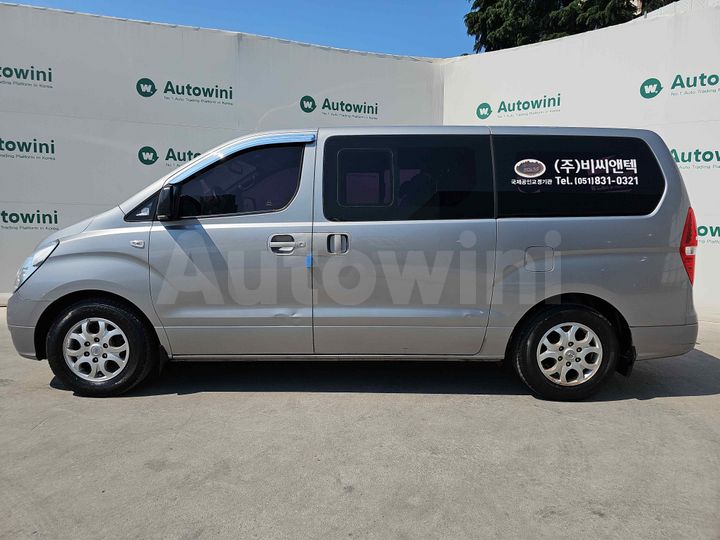Hyundai Starex 2016 — 2