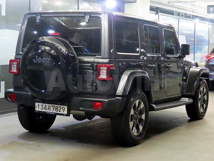 Jeep Wrangler 2021 — 4