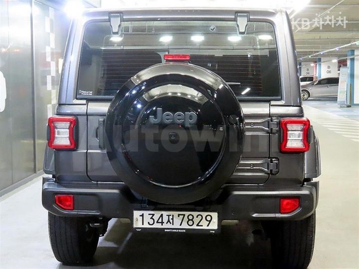 Jeep Wrangler 2021 — 5