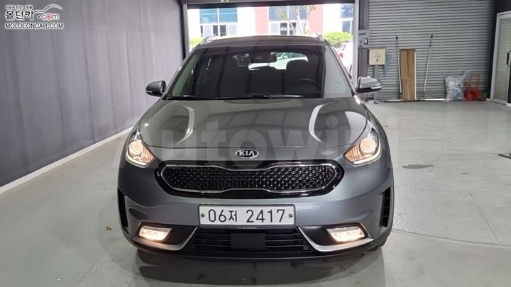 Kia Niro 2017 — 3