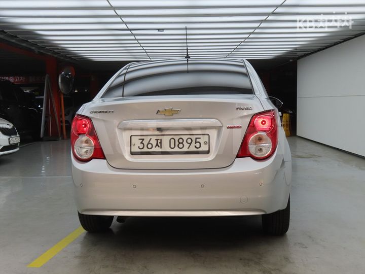 Chevrolet Aveo 2016 KLATA69BDGB571729 — 3