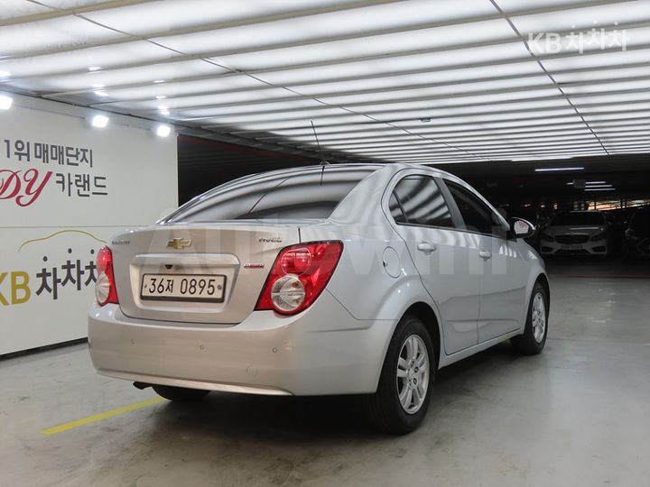 Chevrolet Aveo 2016 KLATA69BDGB571729 — 4