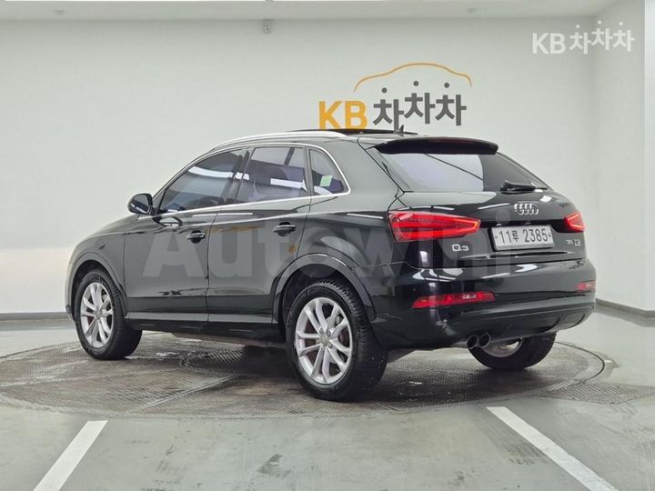 Audi Q3 2015 WAUZZZ8U6FR005875 — 3