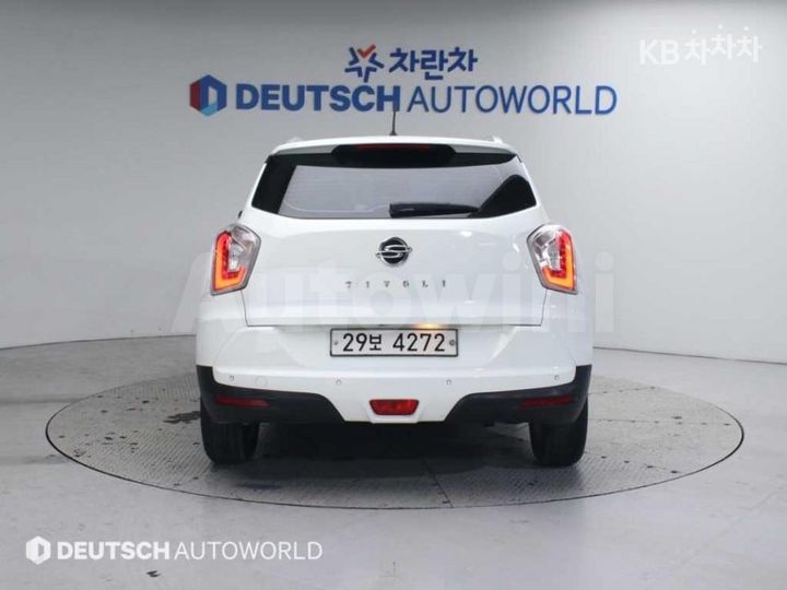 KGM (Ssangyong) Tivoli 2017 — 4