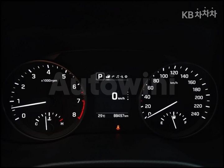 Hyundai Avante 2018 — 5