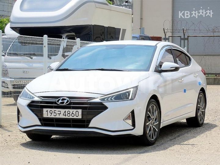 Hyundai Avante 2019 — 2