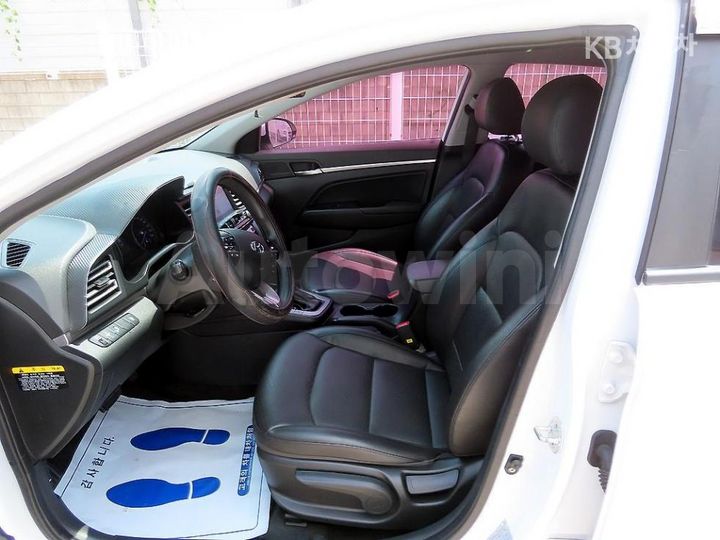 Hyundai Avante 2019 — 5