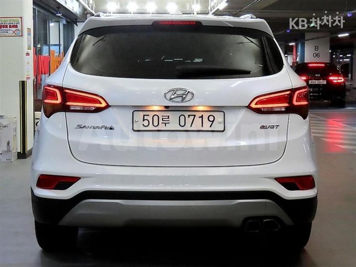 Hyundai SantaFe 2016 — 5