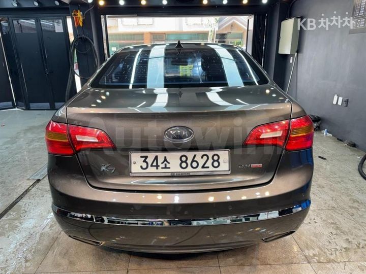 Kia K7 2012 KNALM415BCA063648 — 4