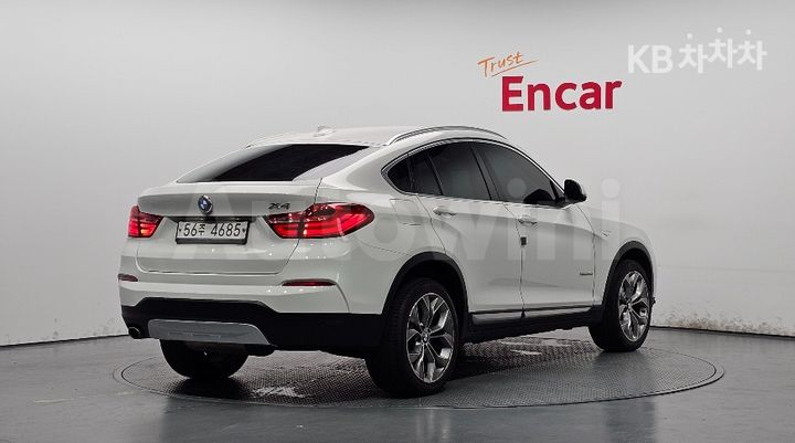 BMW X4 2015 — 2