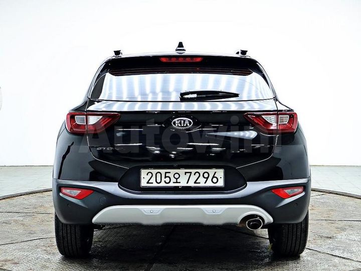 Kia Stonic 2020 — 3