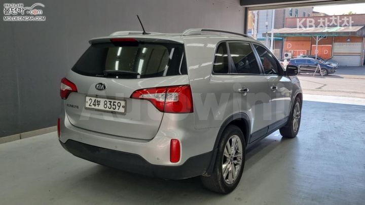 Kia Sorento 2014 — 2