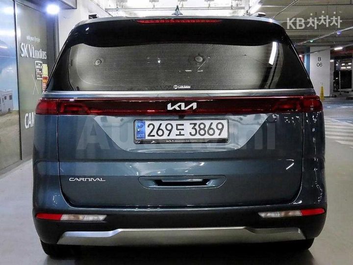 Kia Carnival 2023 — 5