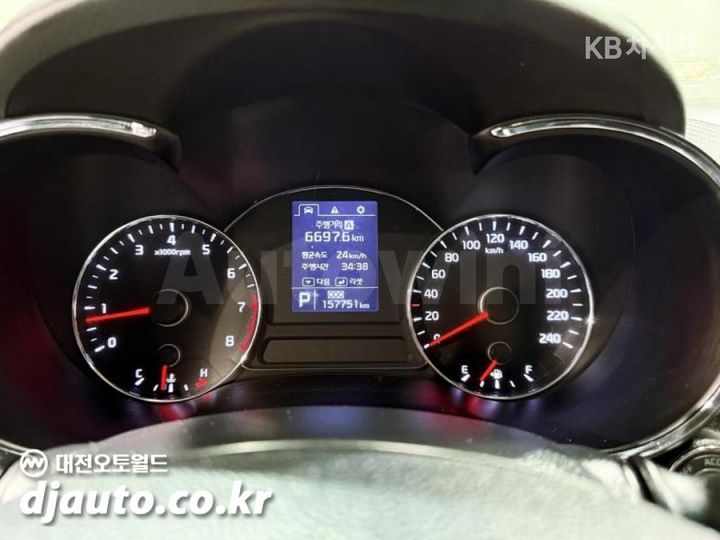 Kia K3 2014 — 5
