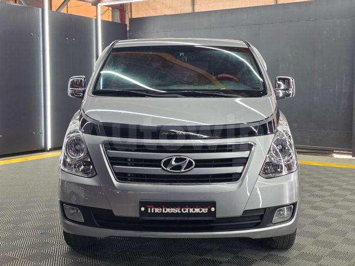 Hyundai Starex 2016 KMJWA37KDGU774041 — 3