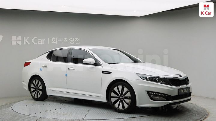 Kia K5 2012 KNAGN411BCA193652 — 3