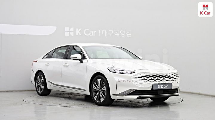 Kia K8 2022 KNAM2411BNA006123 — 3