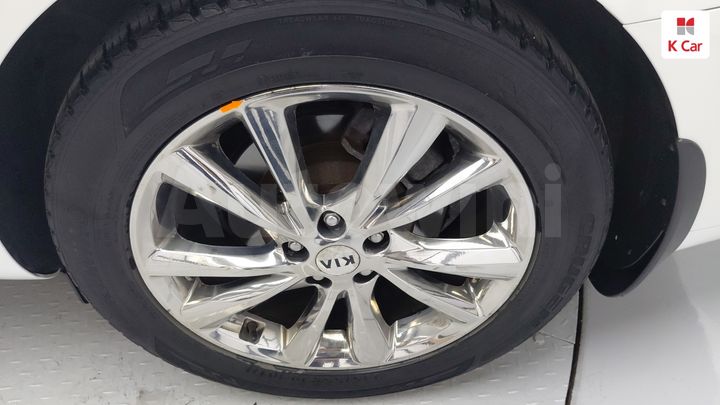 Kia Carnival 2019 KNAMB81ABKS537640 — 3
