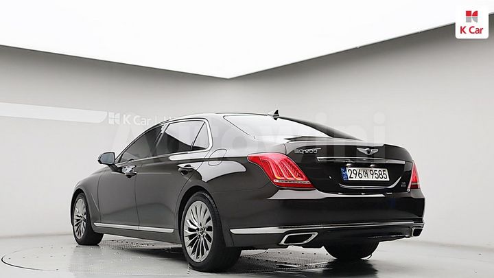 Genesis EQ900 2016 — 2