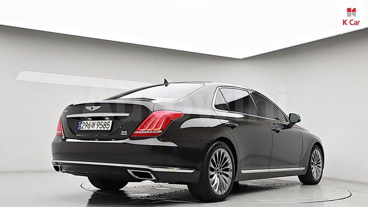 Genesis EQ900 2016 — 4
